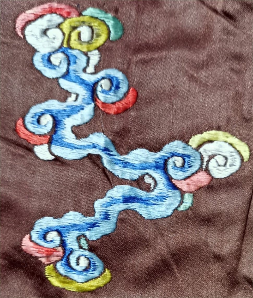 Cloud motif (viii)