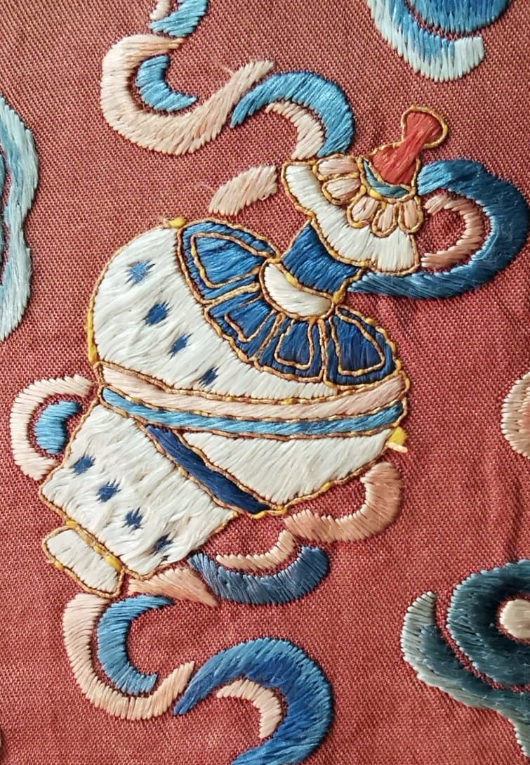 Auspicious symbol (iii)