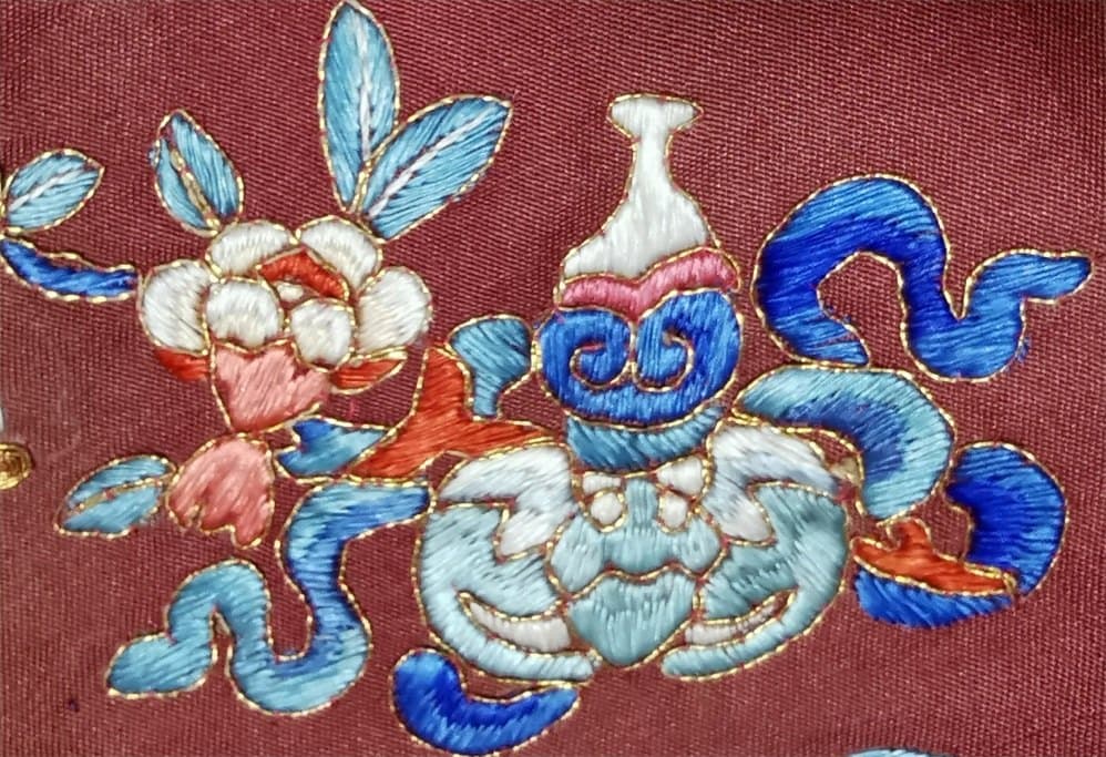 刺绣暗八仙纹